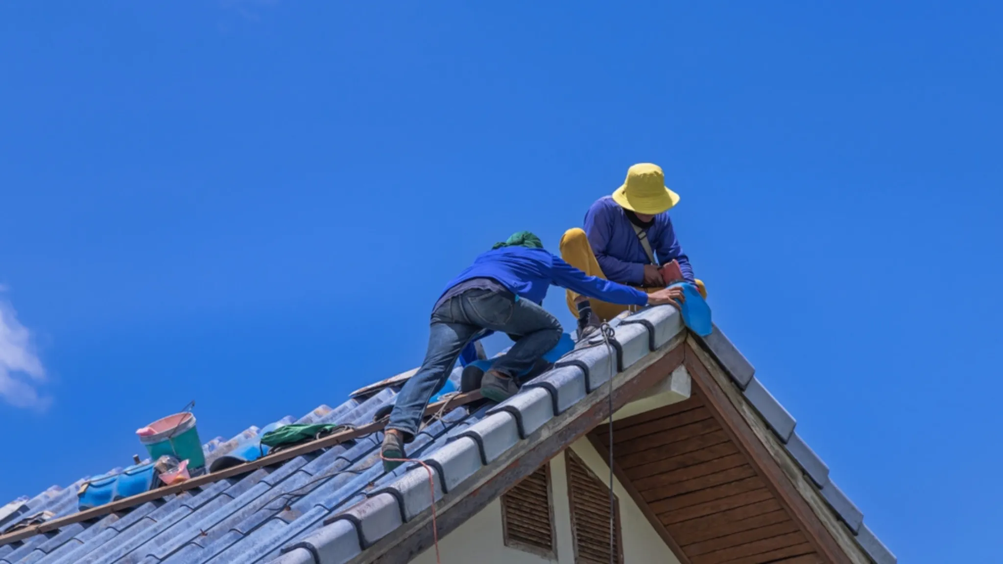 Is Door Knocking a Good Idea for Roofing Sales