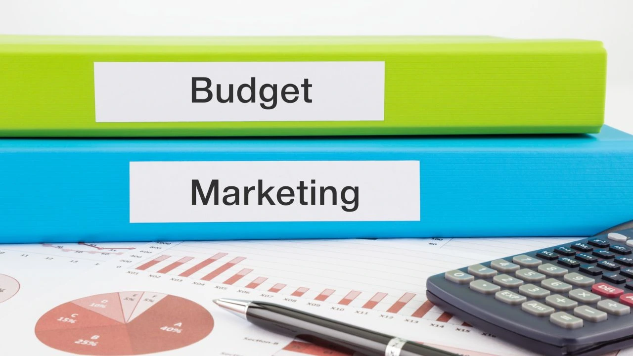 How Much Do Small Businesses Usually Spend on Marketing